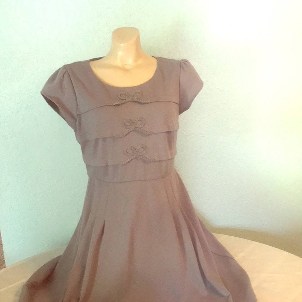 Grey knee length dress